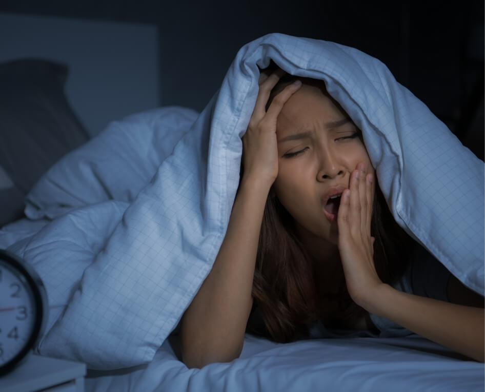 Woman insomnia 2023 11 27 04 50 42 utc (2)